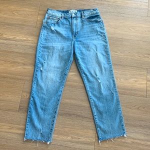 DAZE High Rise Light Wash Cropped Distressed Jeans Sz 29